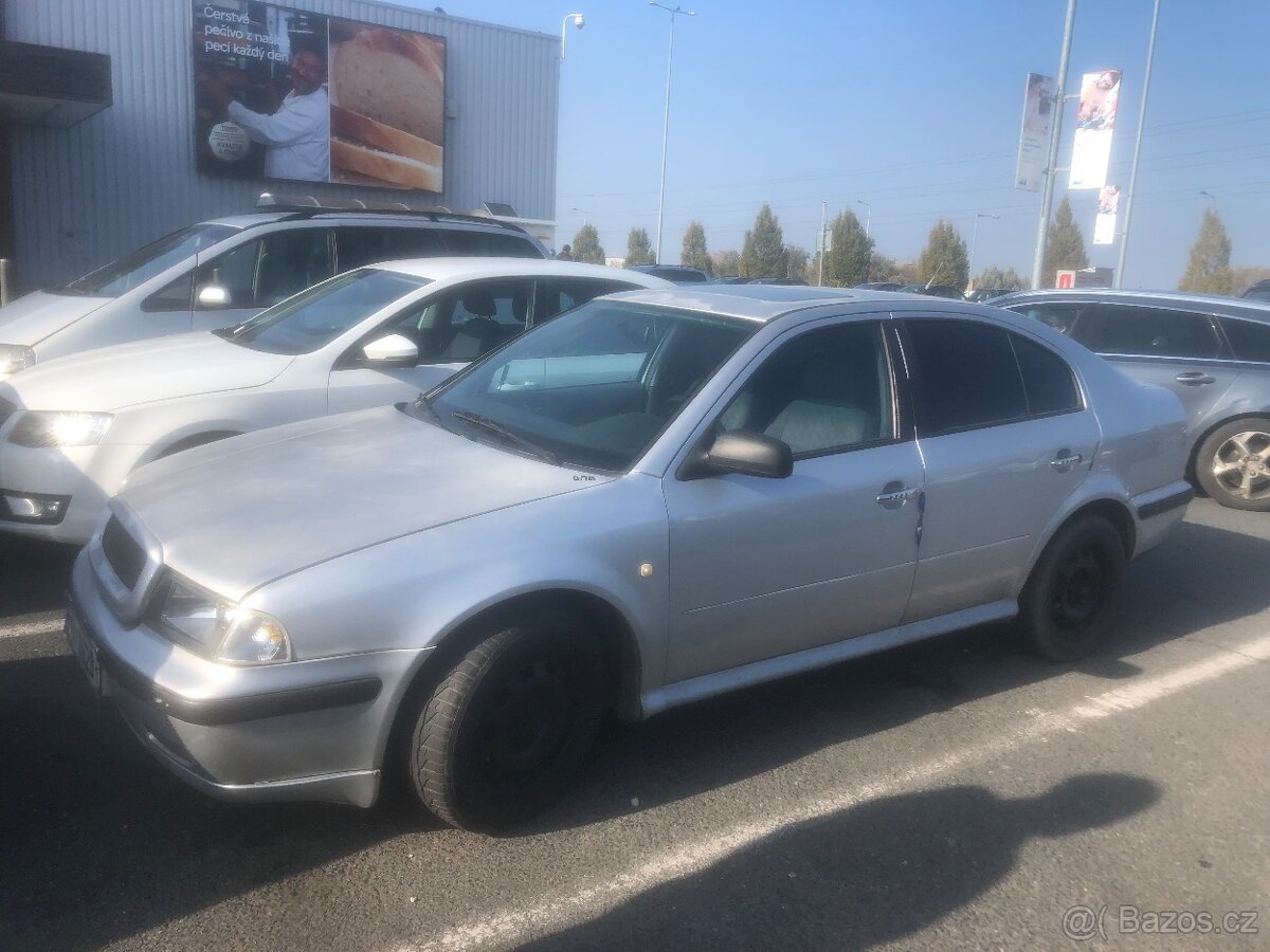 Škoda Octavia 1.8 92 KW, velmi dobrý tech. stav