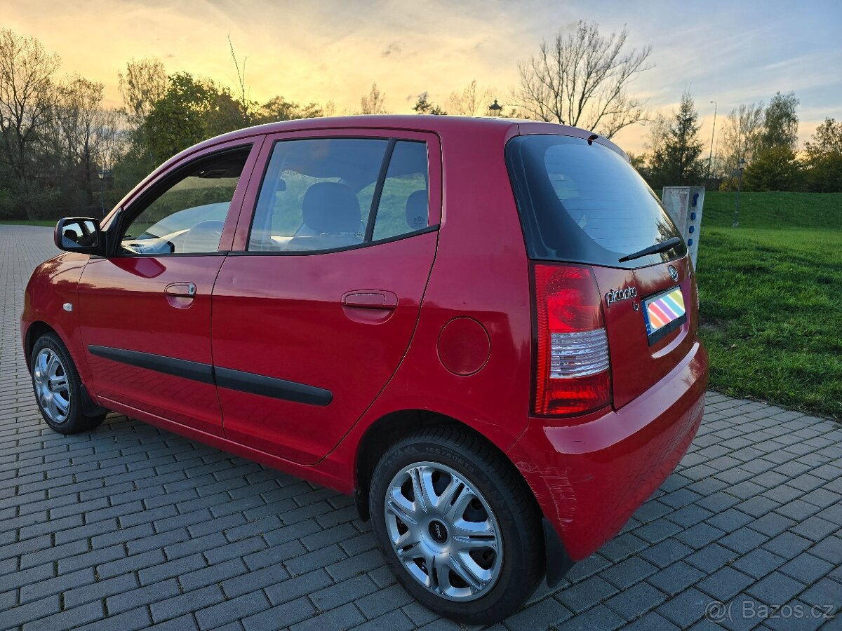 Kia picanto 1.0i nová STK