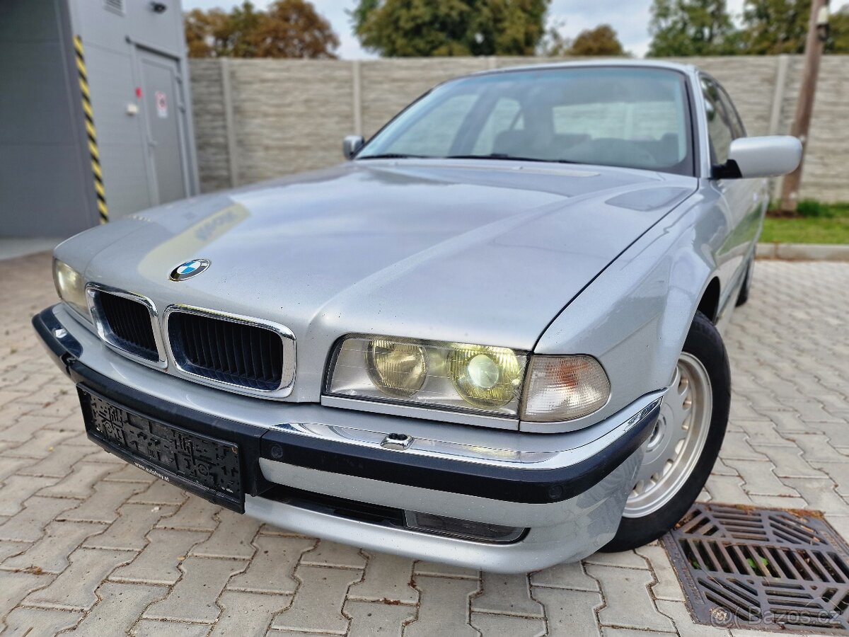 BMW 730i E38