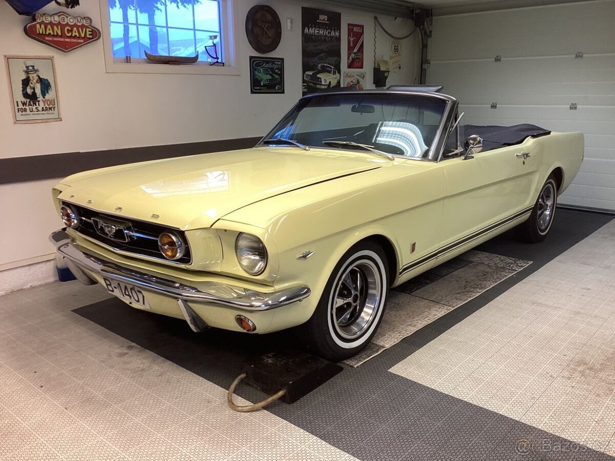 Ford Mustang cabrio MANUAL