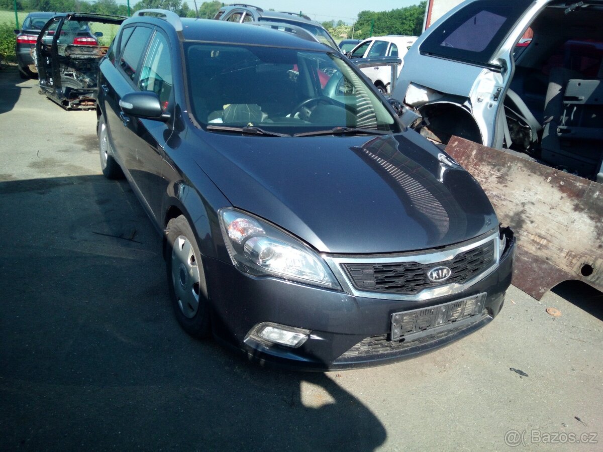 KIA CEED 1,6 crdi 85kW, r.v.2011