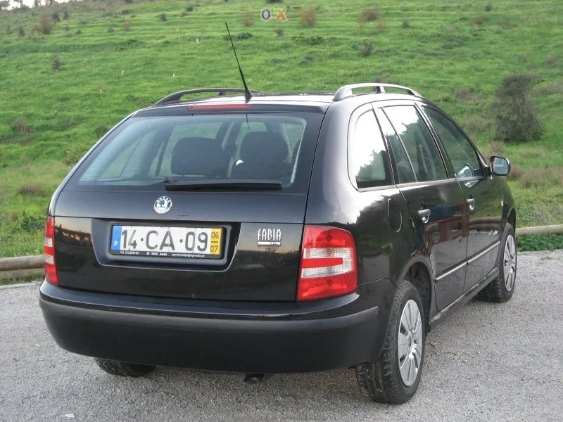 Zadní nárazník Škoda Fabia Combi, sedan