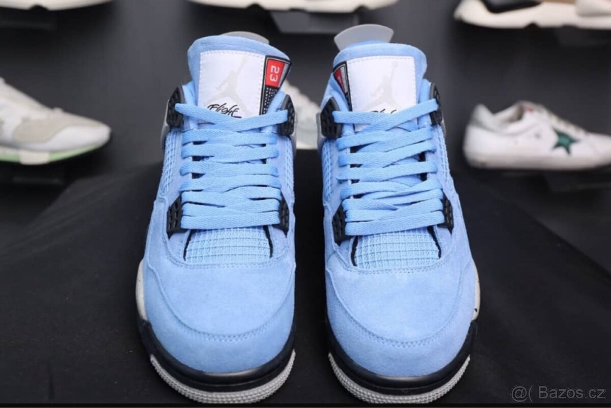 Jordan 4 University blue