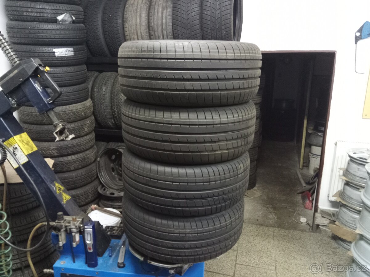 225/40 R18 XL Nové Goodyear Eagle F1 letní