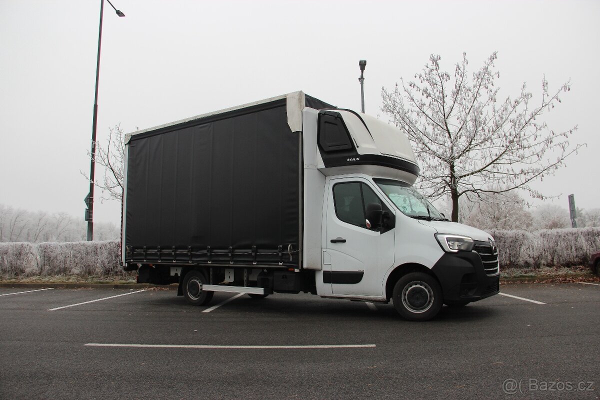 Renault Master (11 palet) s čelem