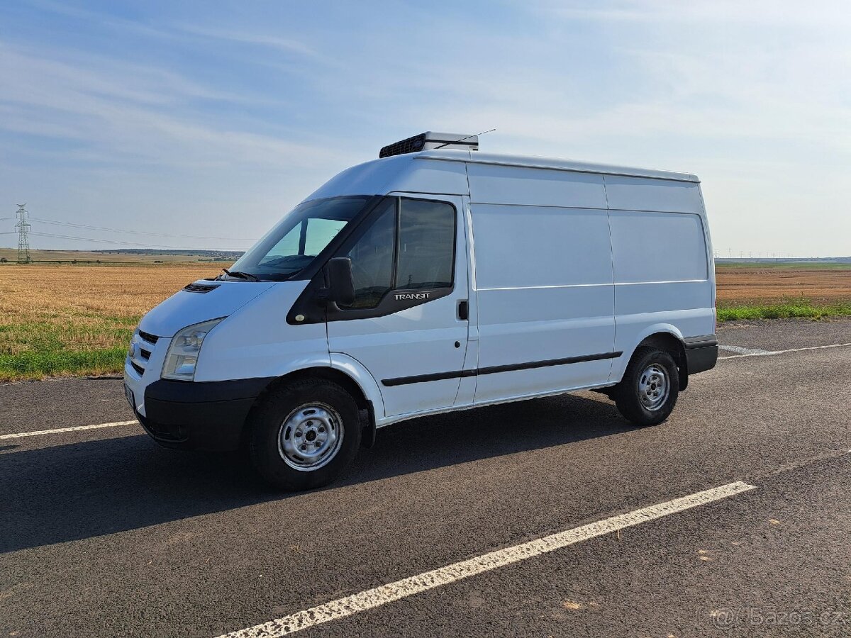 Ford Transit 2.2 TDCI, 6 rychlostí, chlaďák