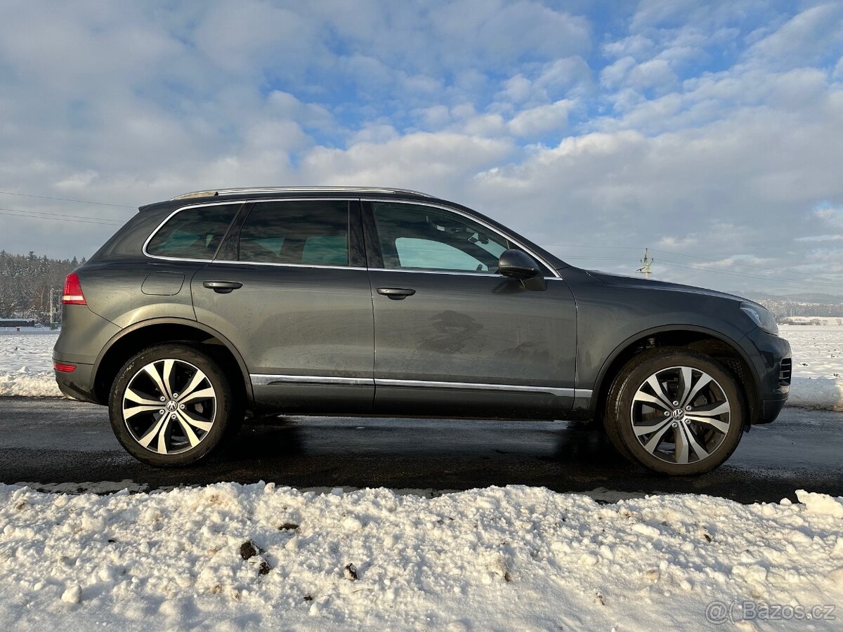 Volkswagen Touareg 4.2 V8TDI Tiptronic Exclusive, DPH, tažné