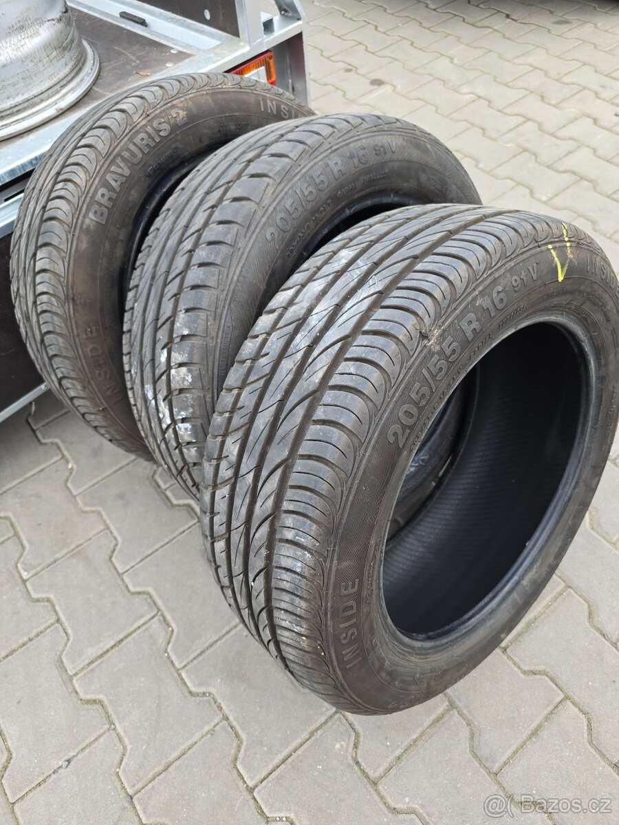 Barum Bravuris 205/55R16 dva kusy