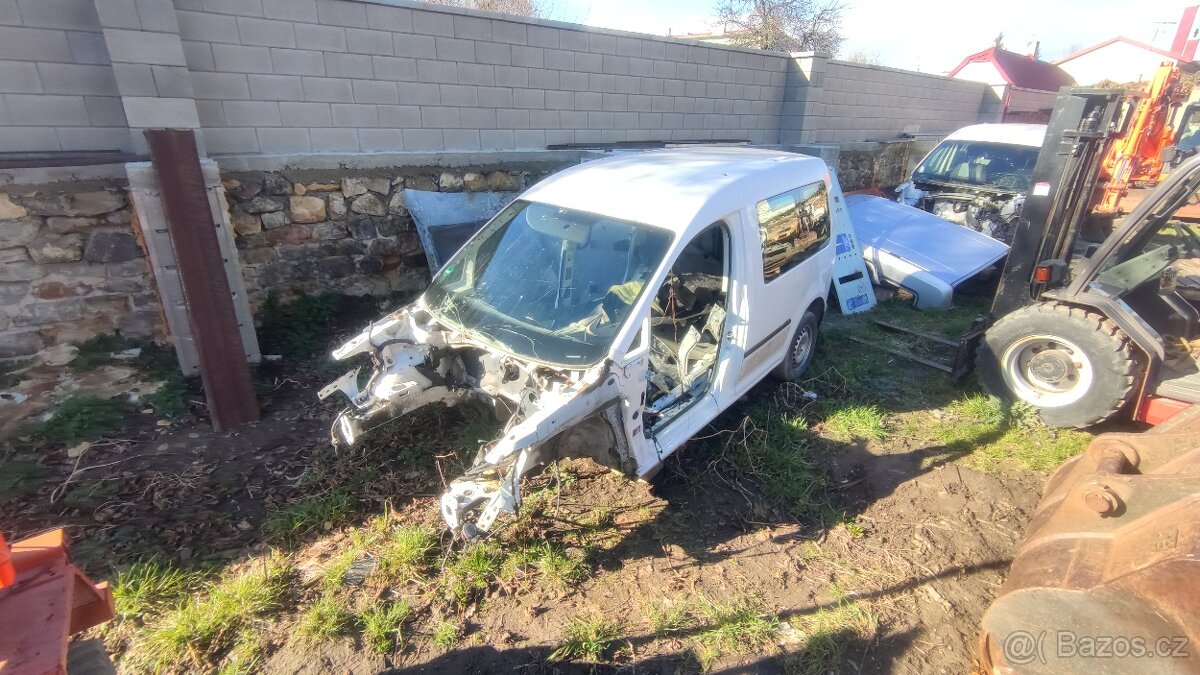 VW Caddy dlouhá a krátká verze na náhradní díly