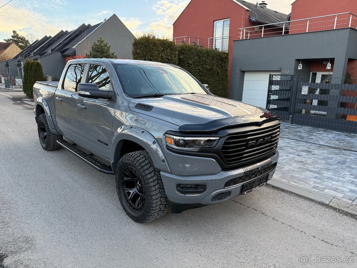 DODGE RAM 2022 HEMI OFFROAD PAKET