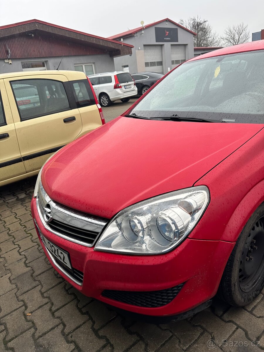 Opel Astra 1.6 2008r