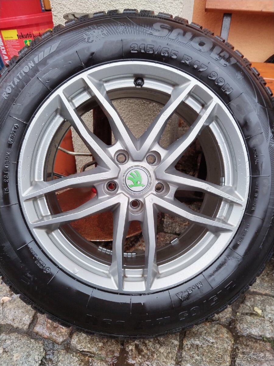 215/65 r17 zimní gumy s alu disky 5×112