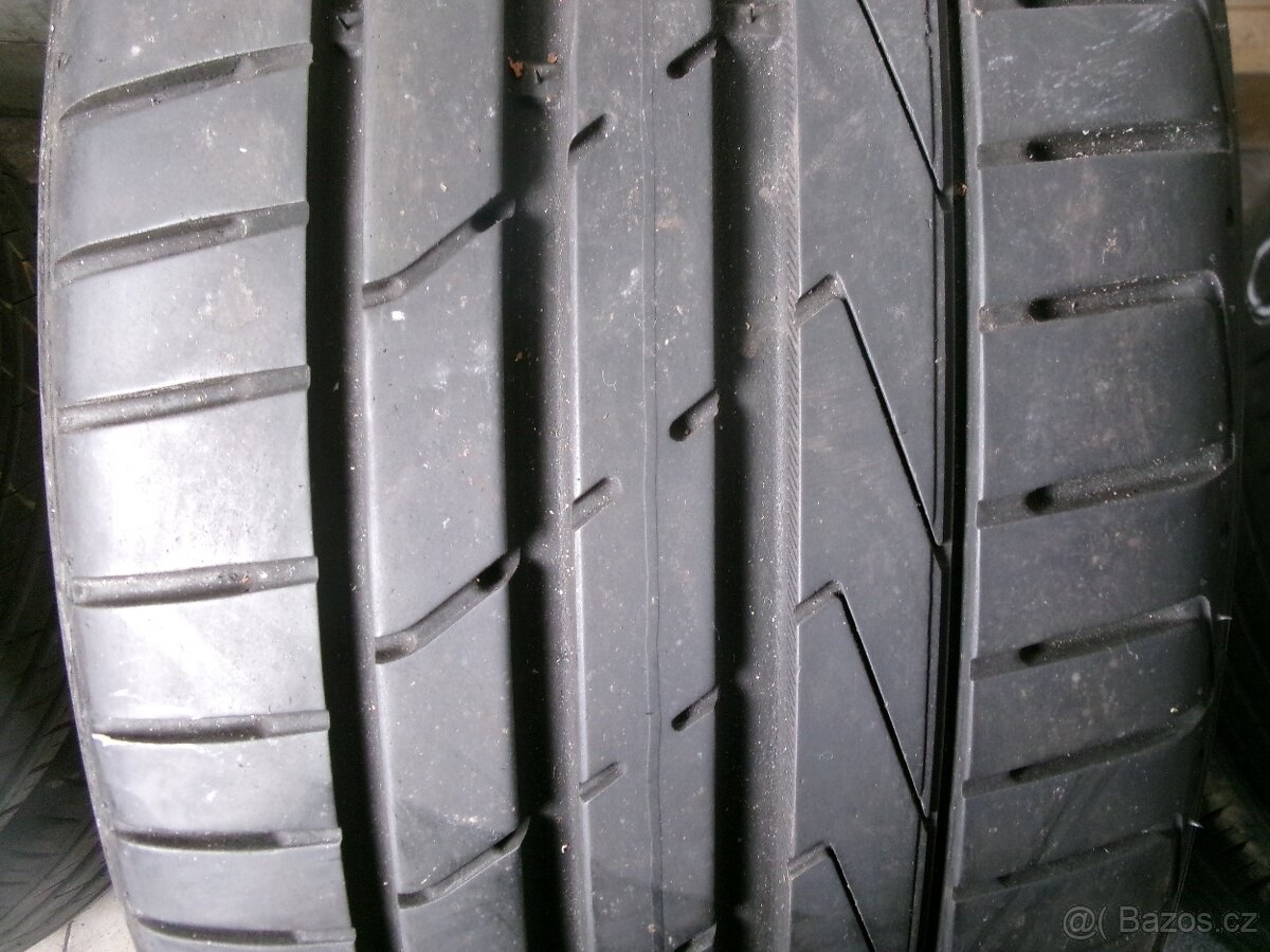 225/45 R17 HANKOOK (cca 6mm) č.14899