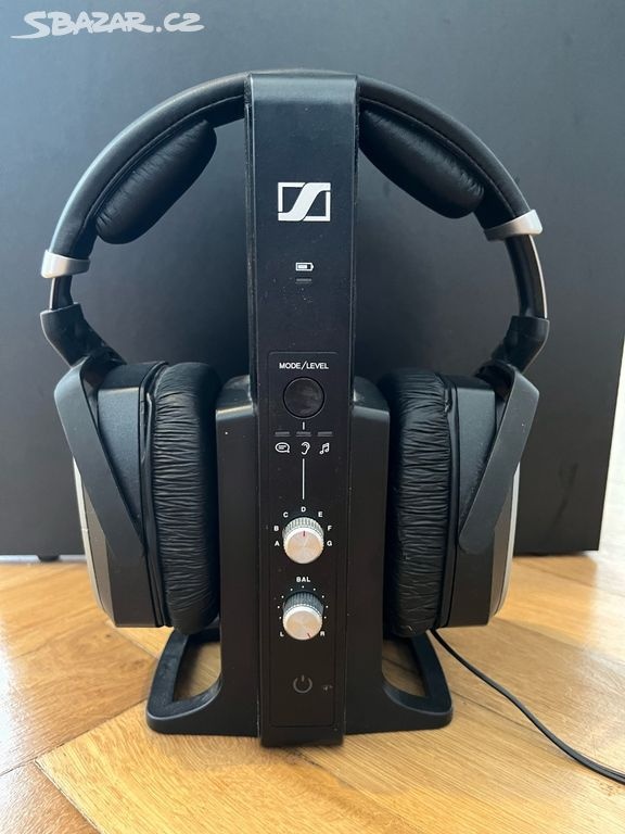 Bezdrátová sluchátka k TV Sennheiser RS 195 U