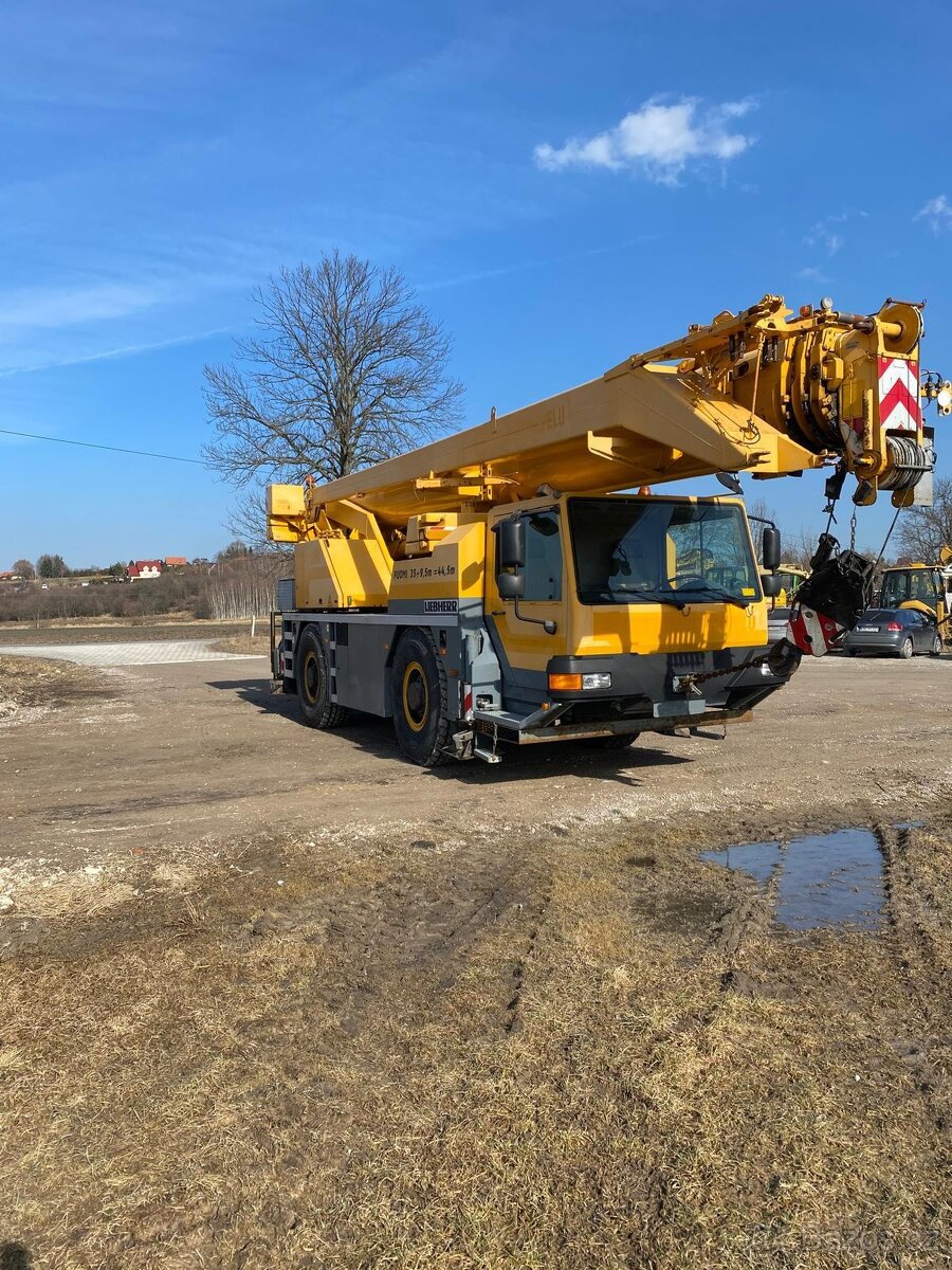 Liebherr LTM1040-2.1