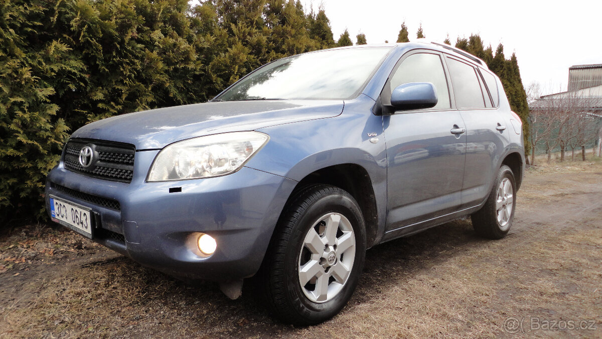 Toyota Rav4 2.2D-4D 100kw rok 2007 4x4 STK 2/2027  původ ČR