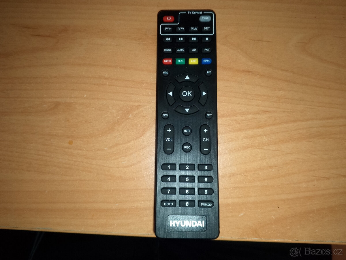 Set-top box Hyundai DVBT 230 PVR černý