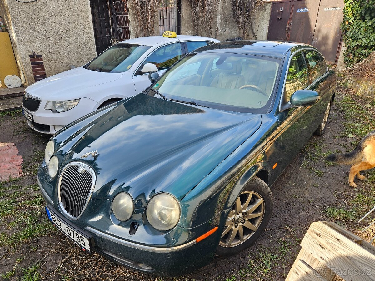 Bezvadný Jaguar S-type