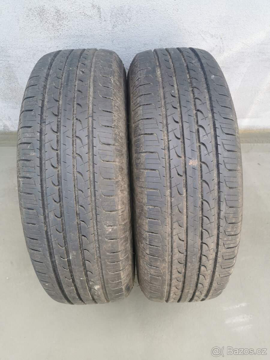 215/65R16 102H GOODYEAR EFFICIENT GRIP SUV 4X4