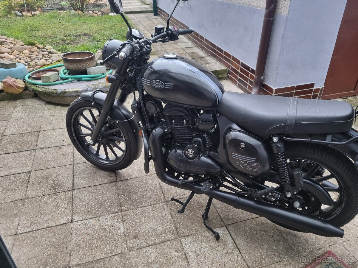 Jawa 42 300 cl