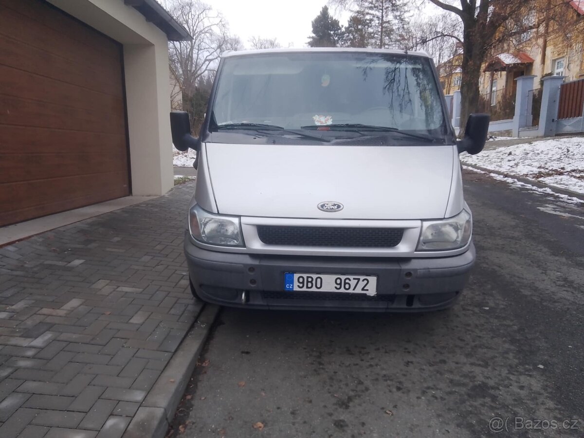 Ford transit TOURNEO 2.0Tdci 74kw 9 míst k sezení NOVA STK