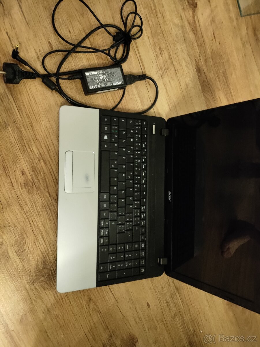 Acer aspire E-531 funkční na díly