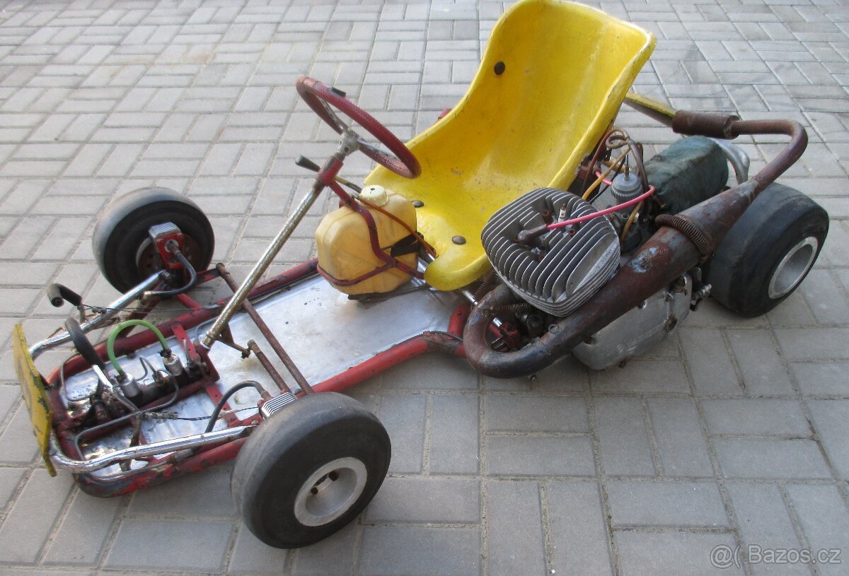 trial terénní silniční závodní moto dragster lodní motor loď