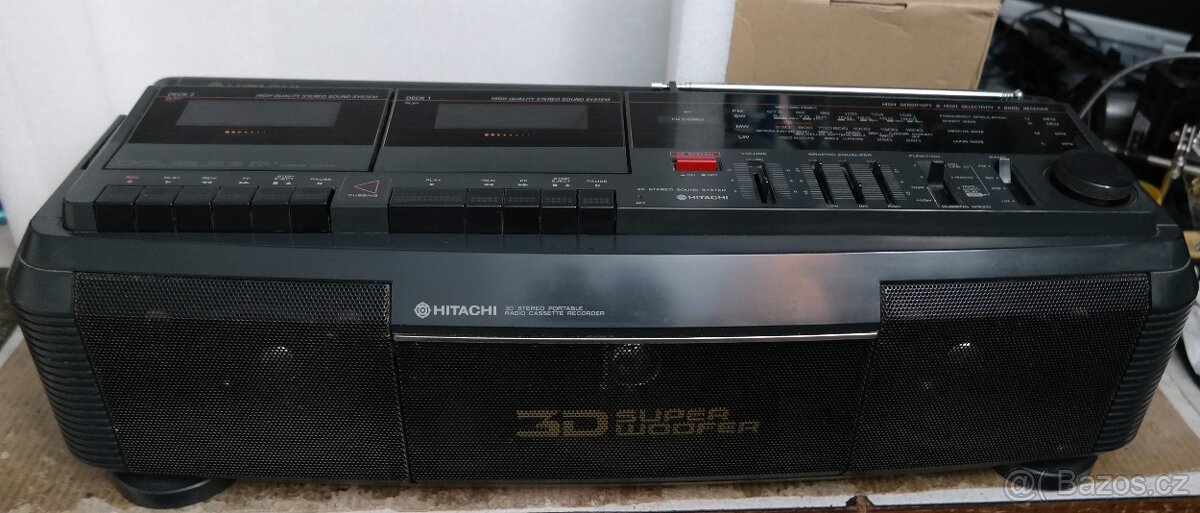 HITACHI BOOMBOX  dvojitý kazetový přehrávač