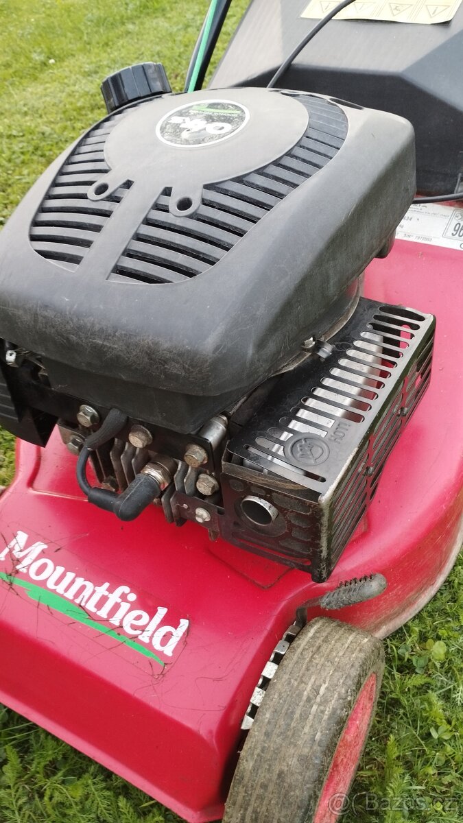 Sekačka Mountfield SV40 benzin