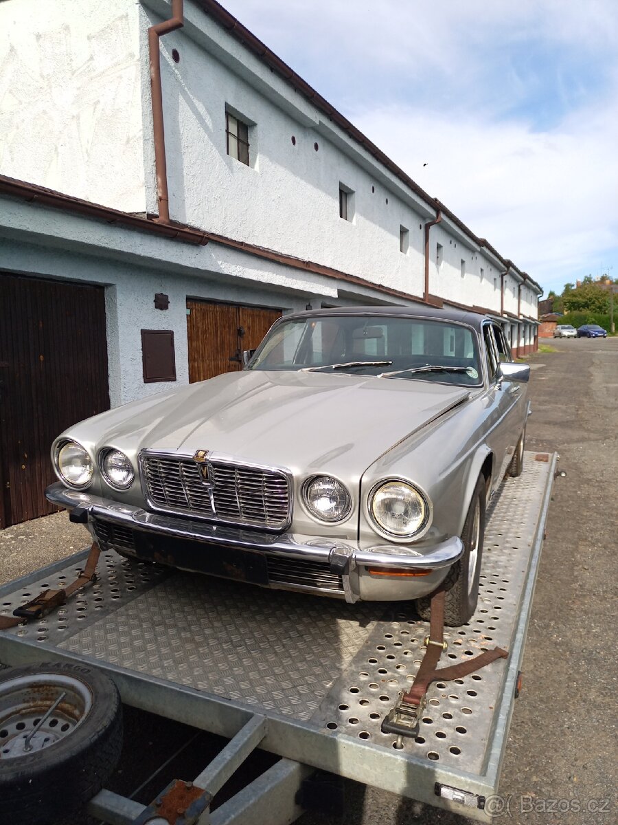 Jaguar xj V12 5.3 série 2, vinildach ,1977