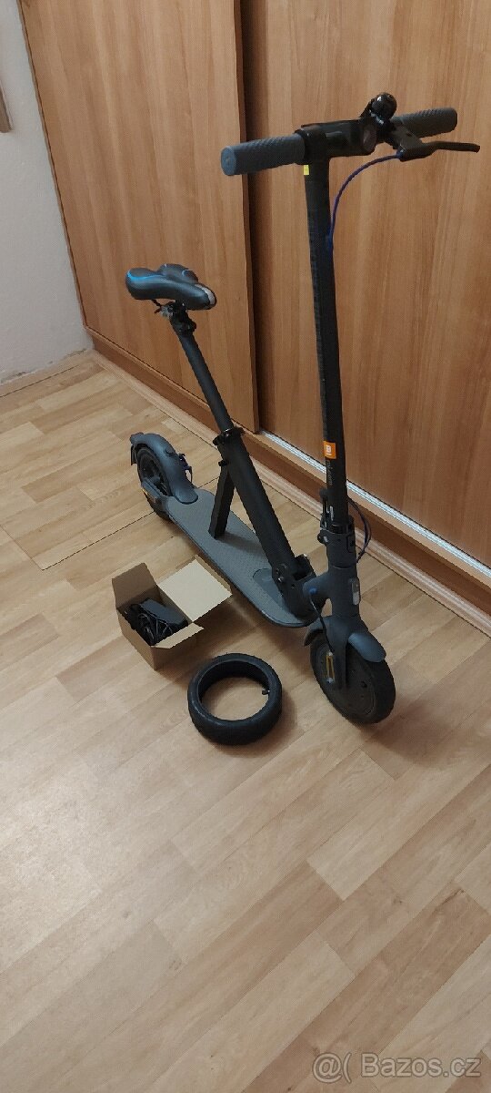 Elektrická koloběžka Xiaomi Mi Electric Scooter