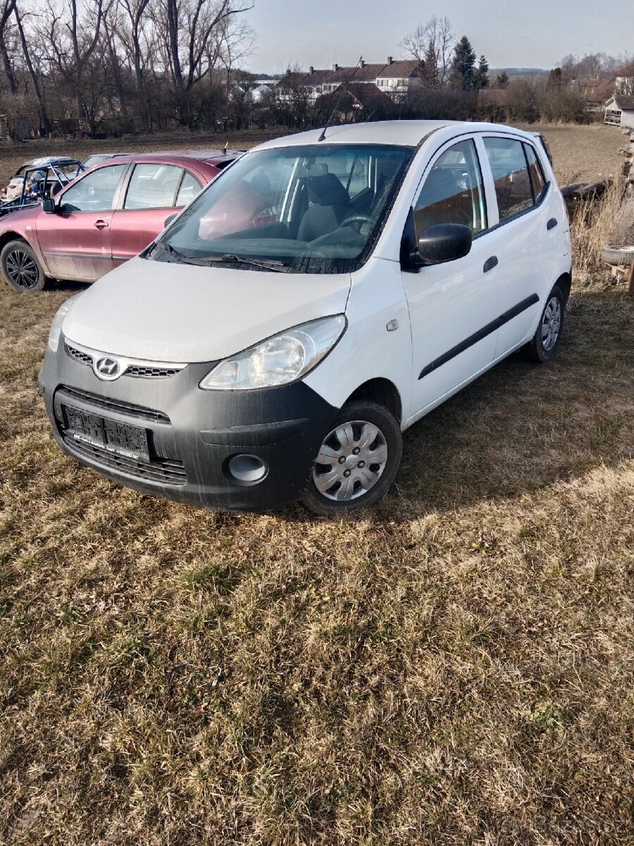 Hyundai i10