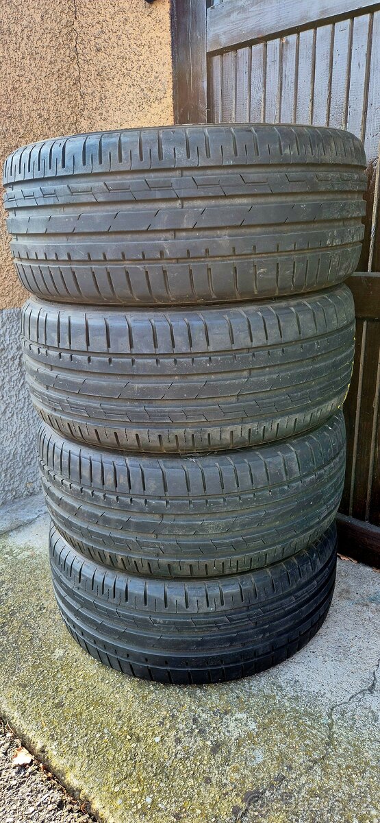 Letní pneu 235/45 R17