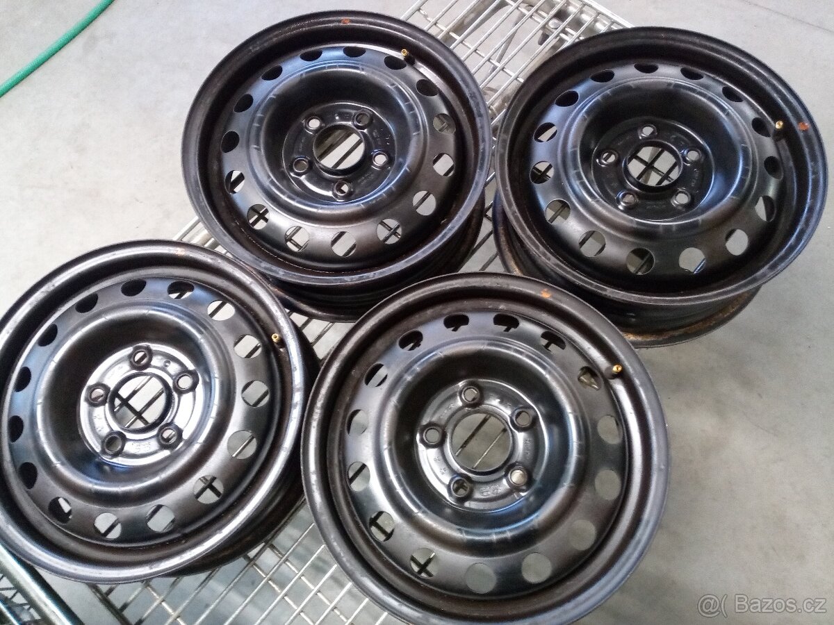 Sada disků Kia R 15 5x114.3 ET 47