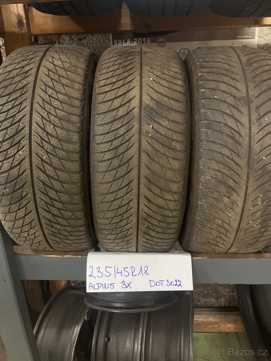 235/45r18