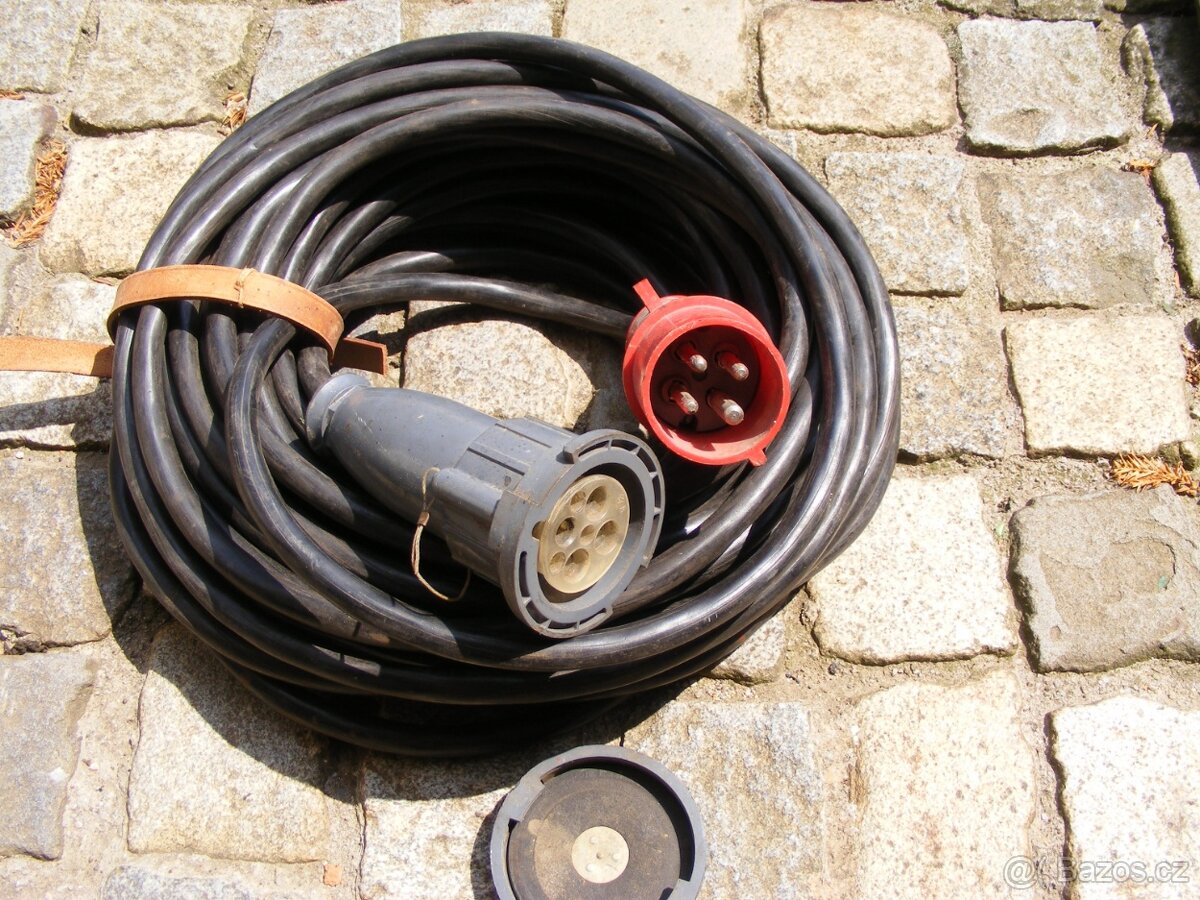 Prodlužovací kabel 380/400V