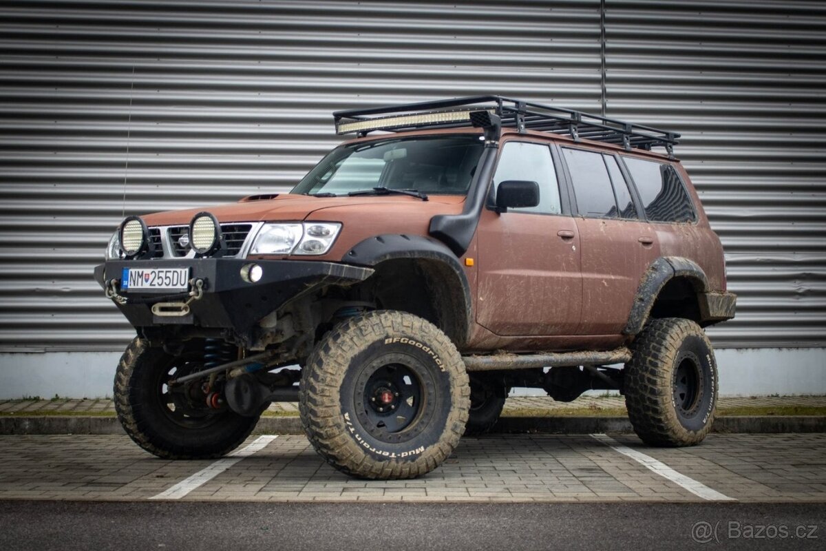 NISSAN PATROL GR 2.8 TDI Y61 Vagón