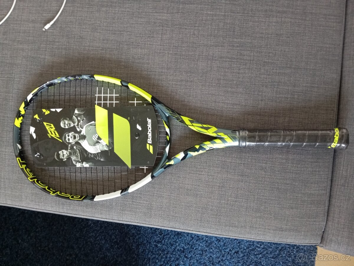 Tenisová raketa BABOLAT PURE AERO TEAM 2023