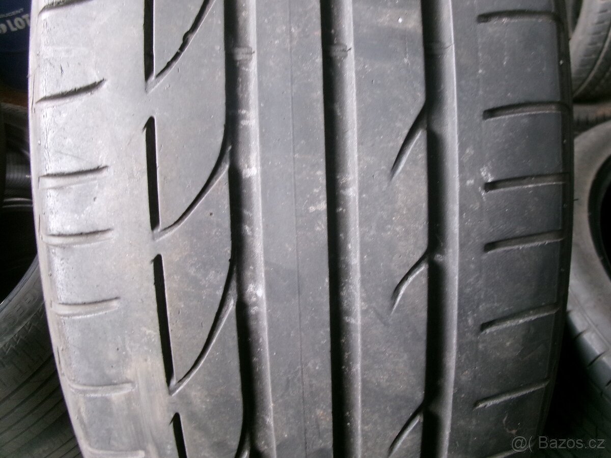 225/40 R18 BRIDGESTONE (2x4,5 a 2x4mm) č.14959