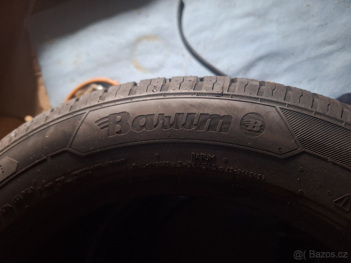 215/55R 17 V letní gumy