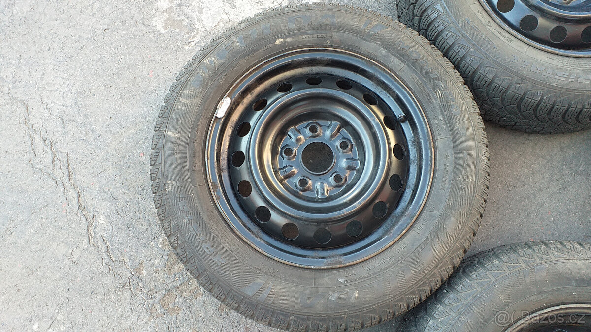 Pěkná zimní kola 15" 5x114,3 Toyota, Suzuki, Fiat