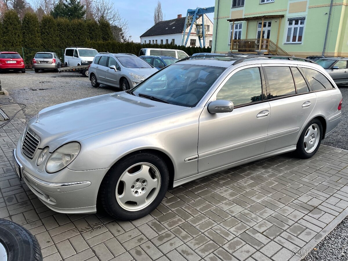 Mercedes-Benz E320 CDI Nahradni dily