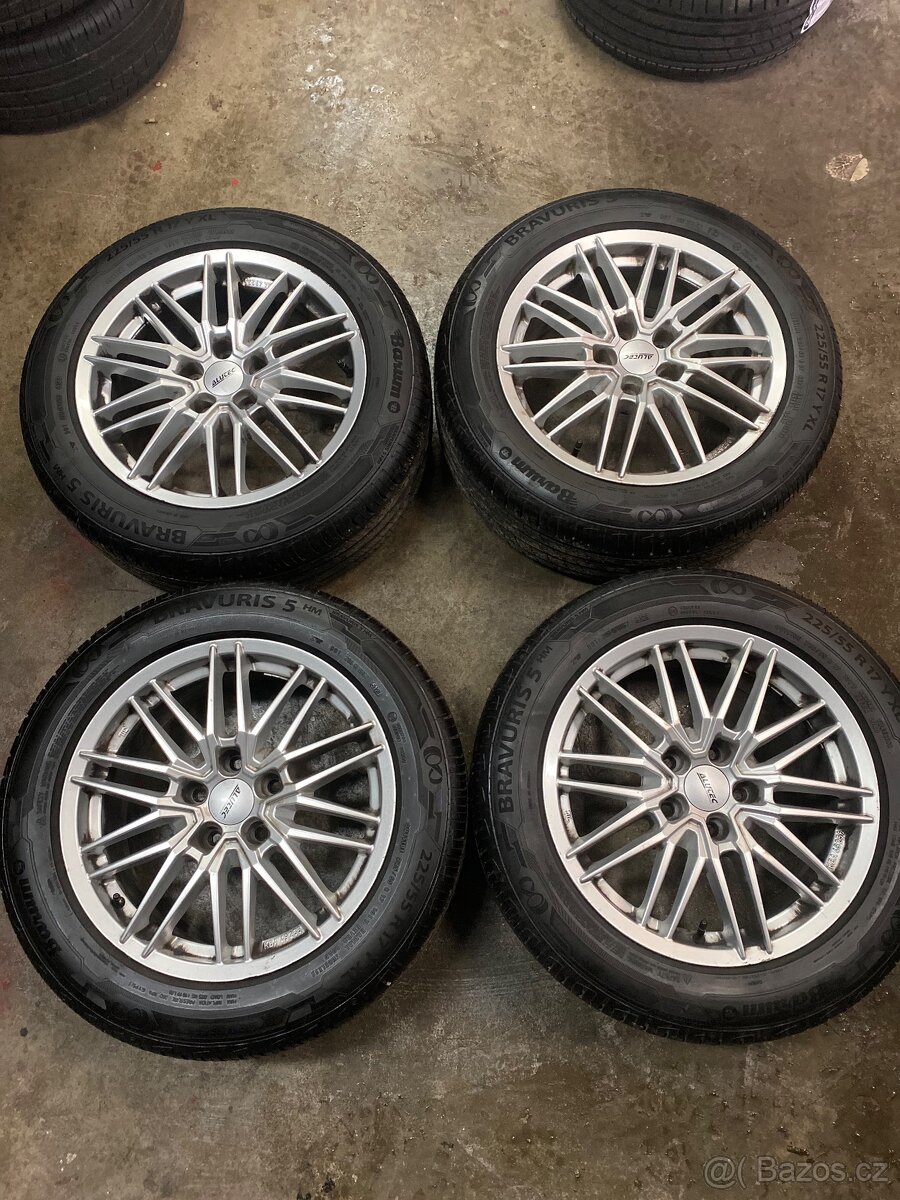 4x alu kola R17 rozteč 5x115 4x pneu Barum 225/55/R17 Y XL