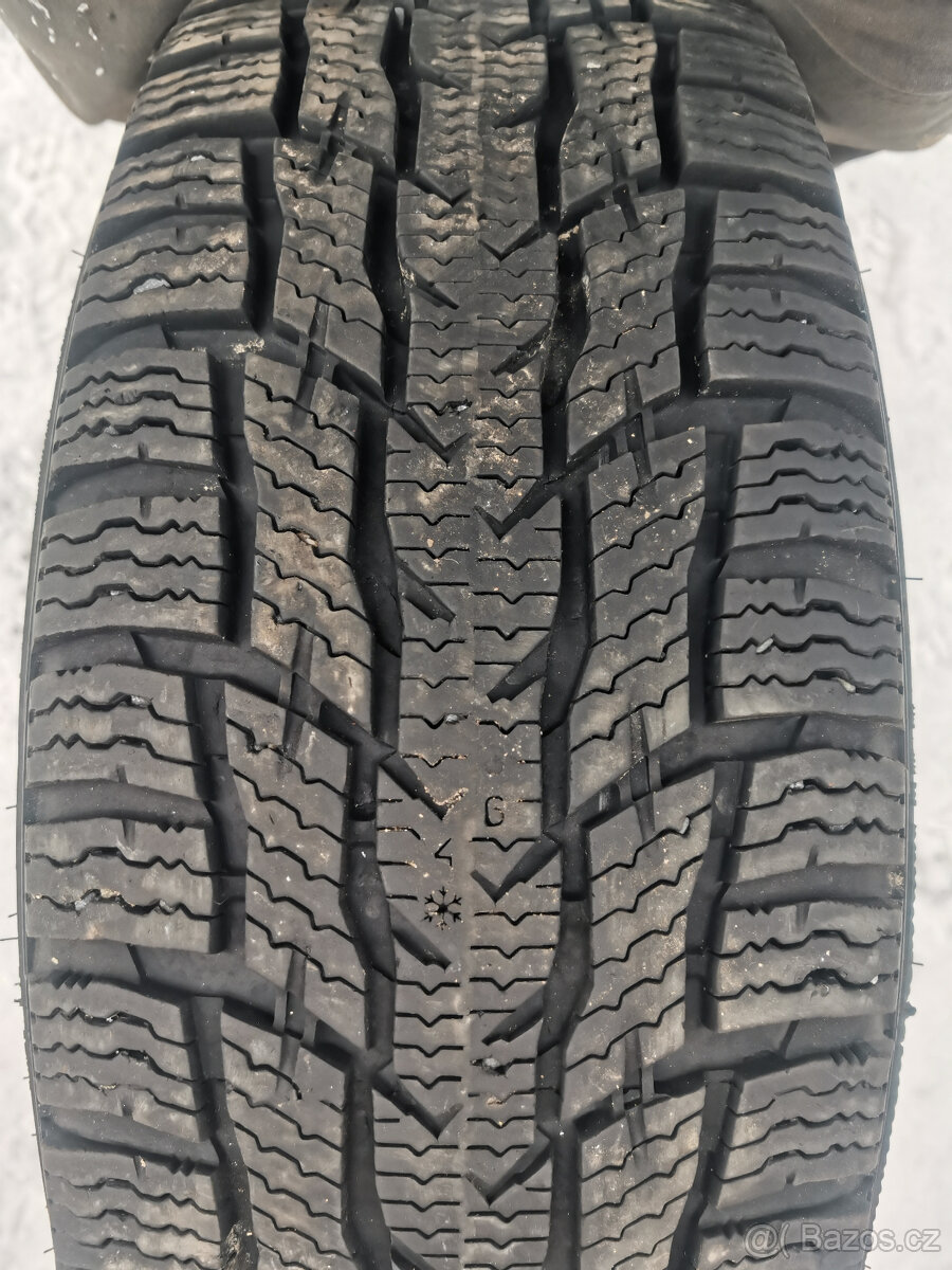 Nokian 195/70R15C 4 kusy