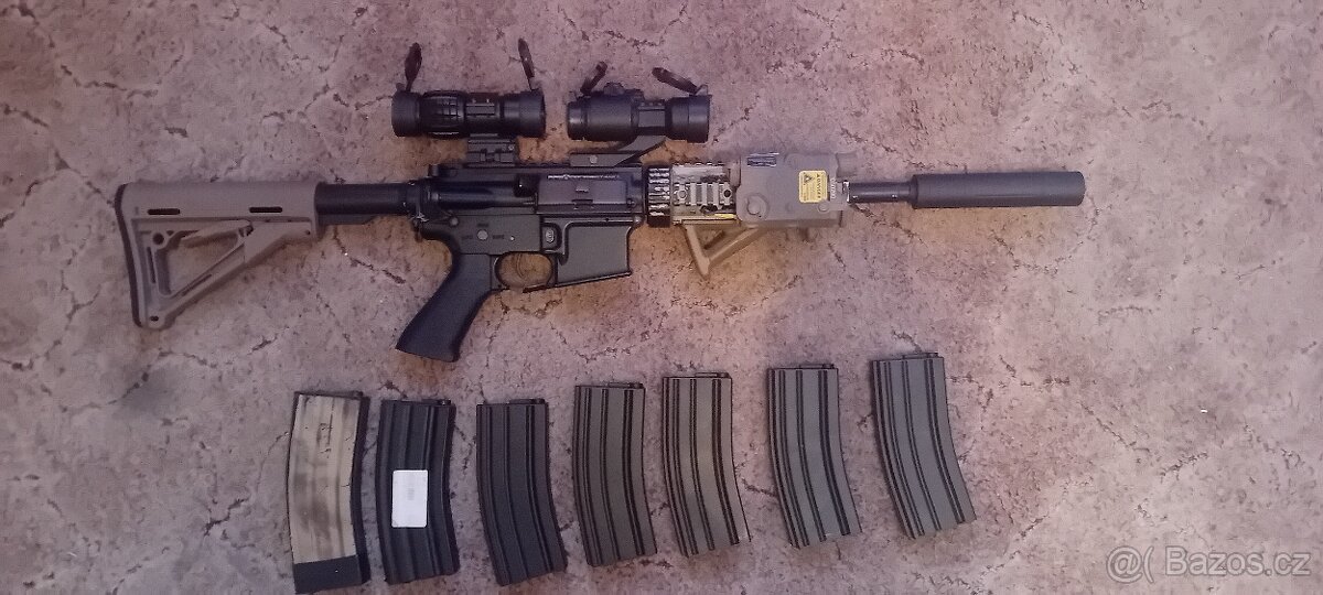 M4 APS airsoftpro mechanox.