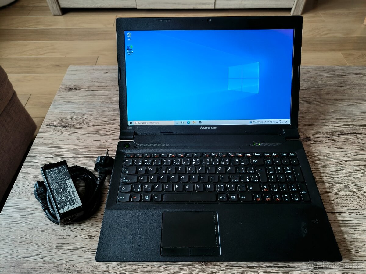 Lenovo IdeaPad B590-15.6"HD/Intel i3/ 240GB SSD Win 10