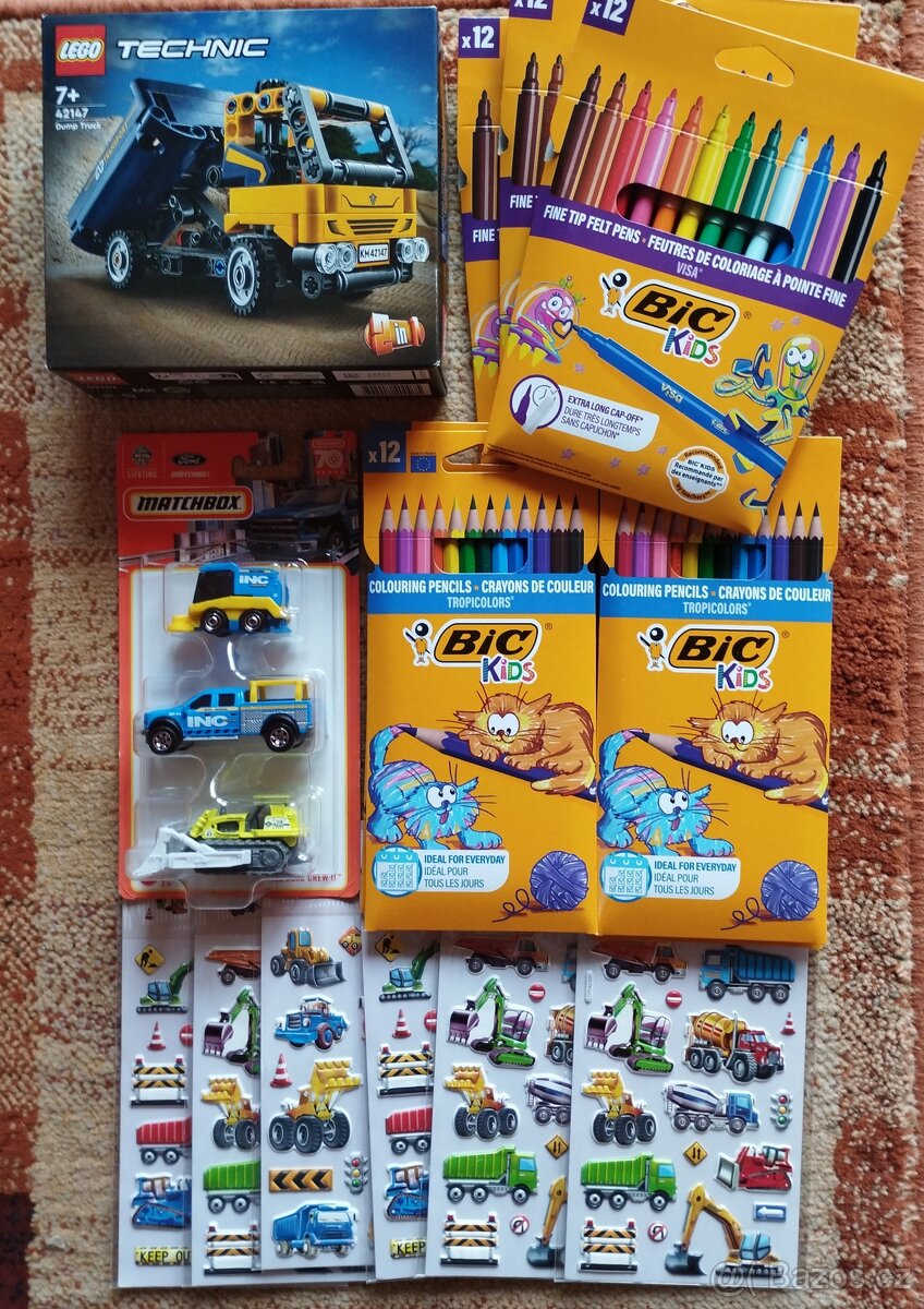 Lego Technic, matchbox autíčka, pastelky, fixy, samolepky