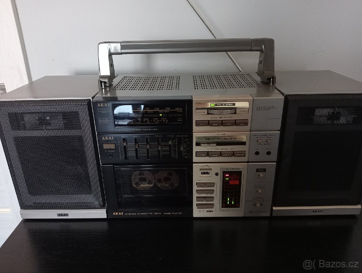 Prodám Japonský boombox AKAI PJ-41