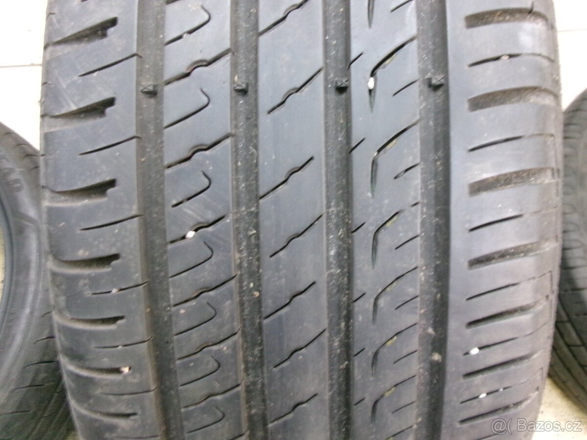 215/50 R17 BARUM (6-7mm) č.15407