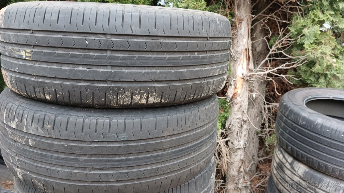 2 Letní pneu 215/55 R17 94V, 2x Letní pneumatiky Continental